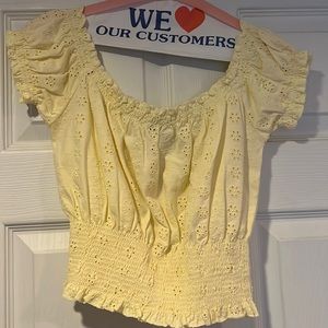 Forever 21 yellow top in size small